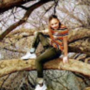 Meet your Posher, Adrianna